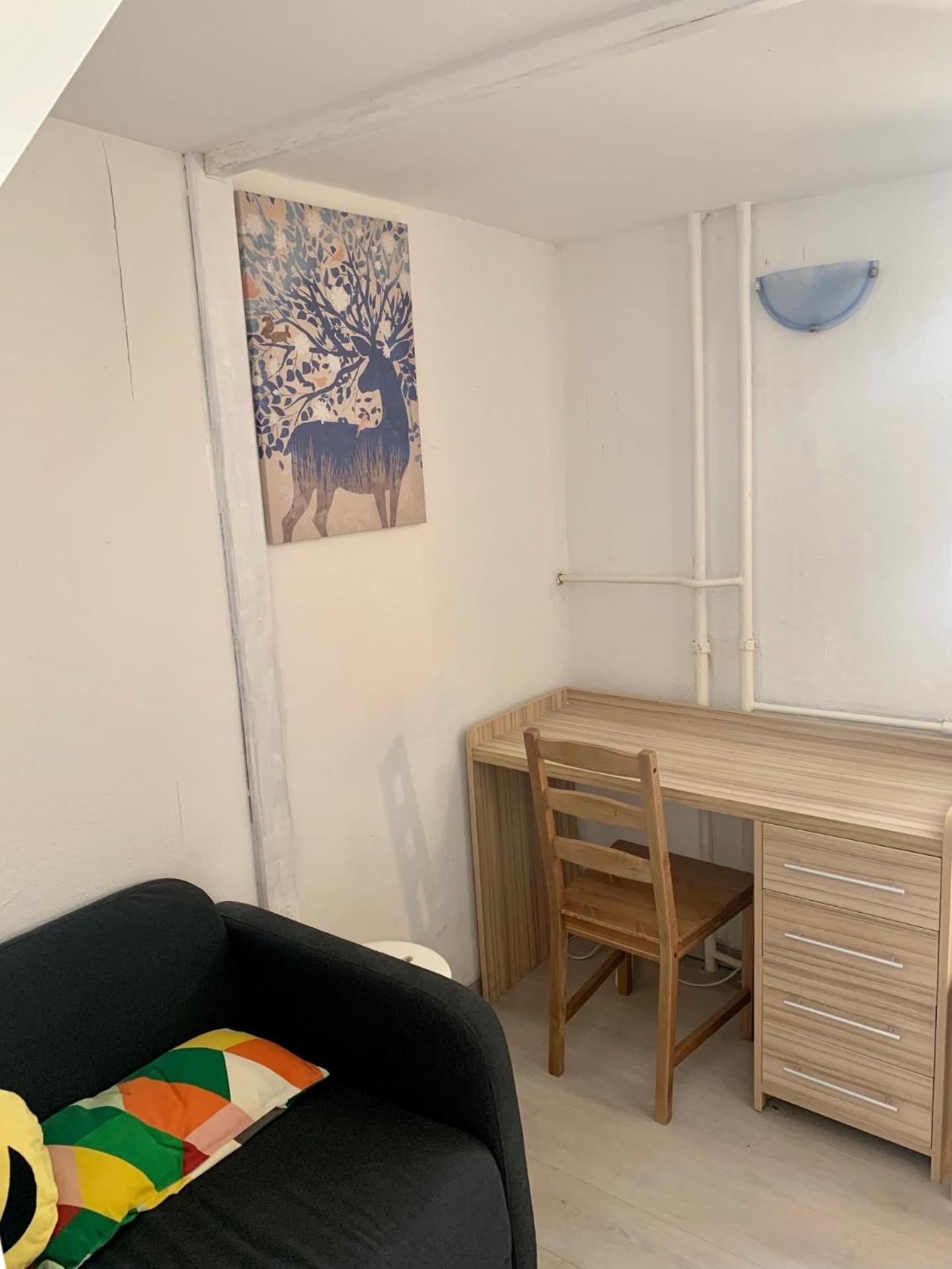 Liszt Ferenc Long-term Budget Apartment